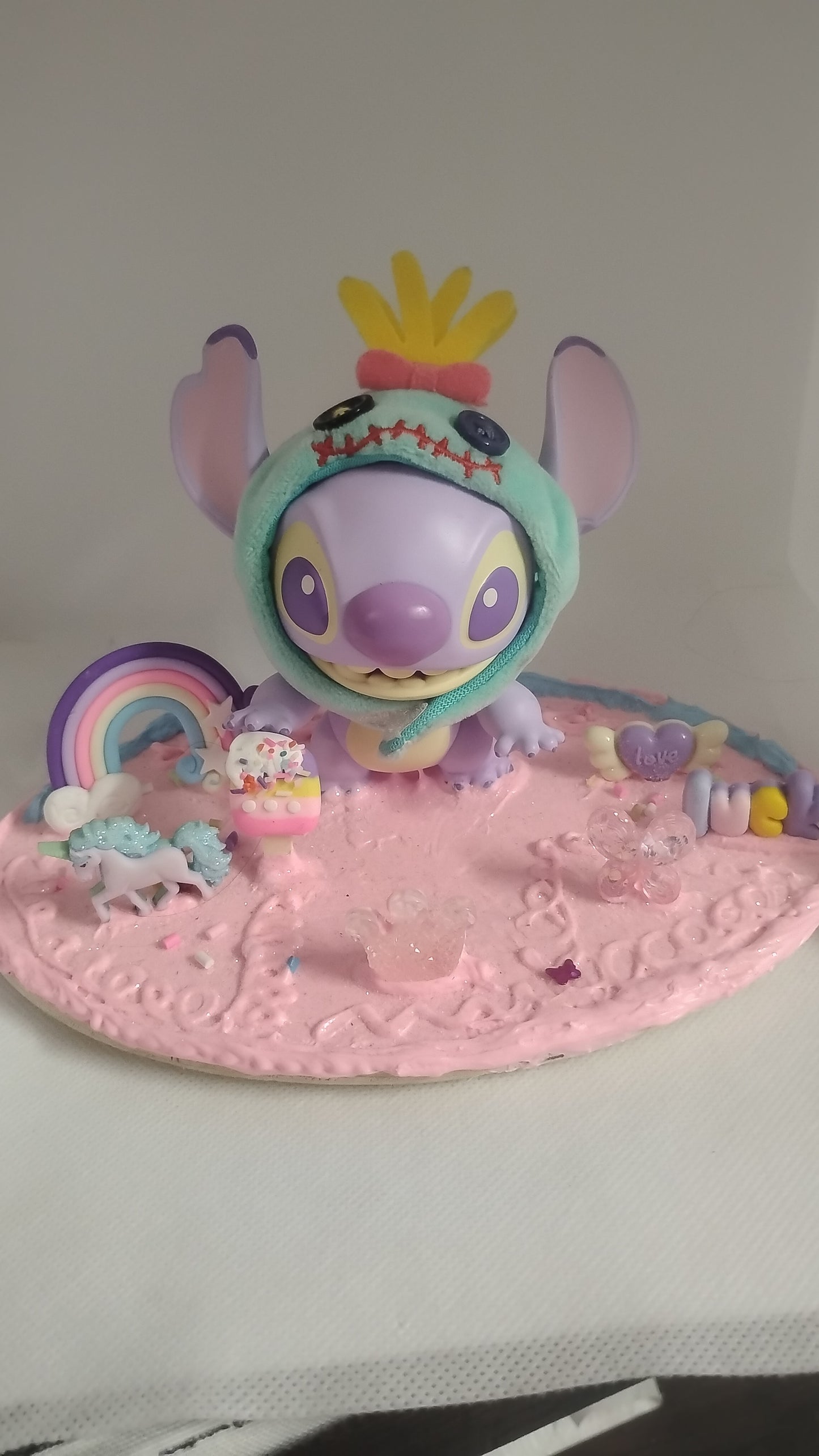 Stitch phone stand